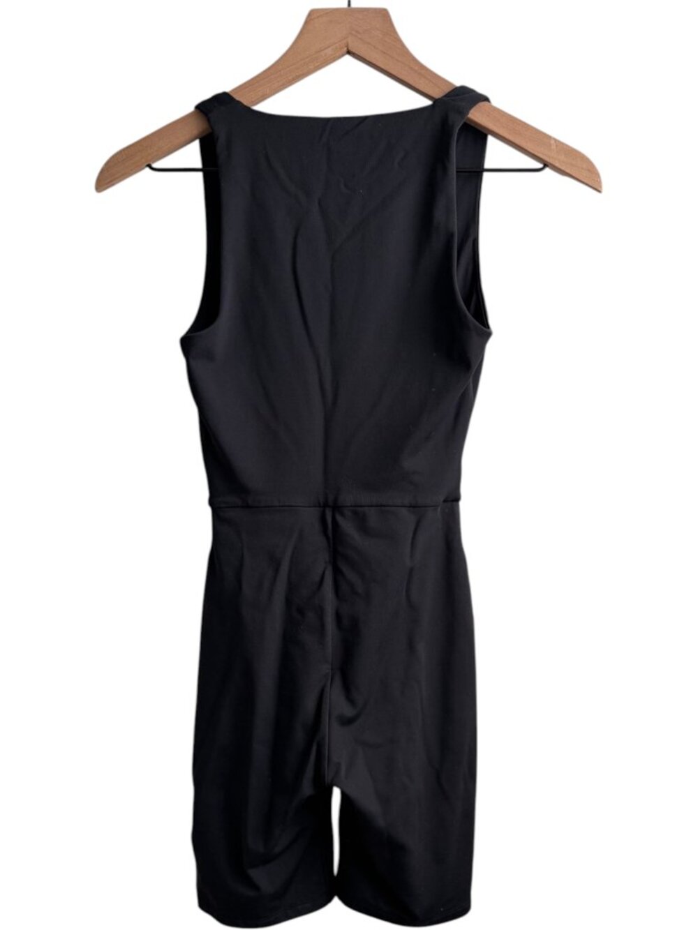 Aritzia Babaton Contour V Neck Romper Black Sculpting Biker Short XS - Picture 3 of 4